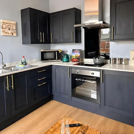 דירה Modern 1 Double Bed-2 Single Beds Flat Centre - 5 Min Train Station-city Centre *