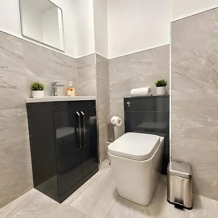 Modern 1 Double Bed-2 Single Beds Flat Centre - 5 Min Train Station-city Centre יורק